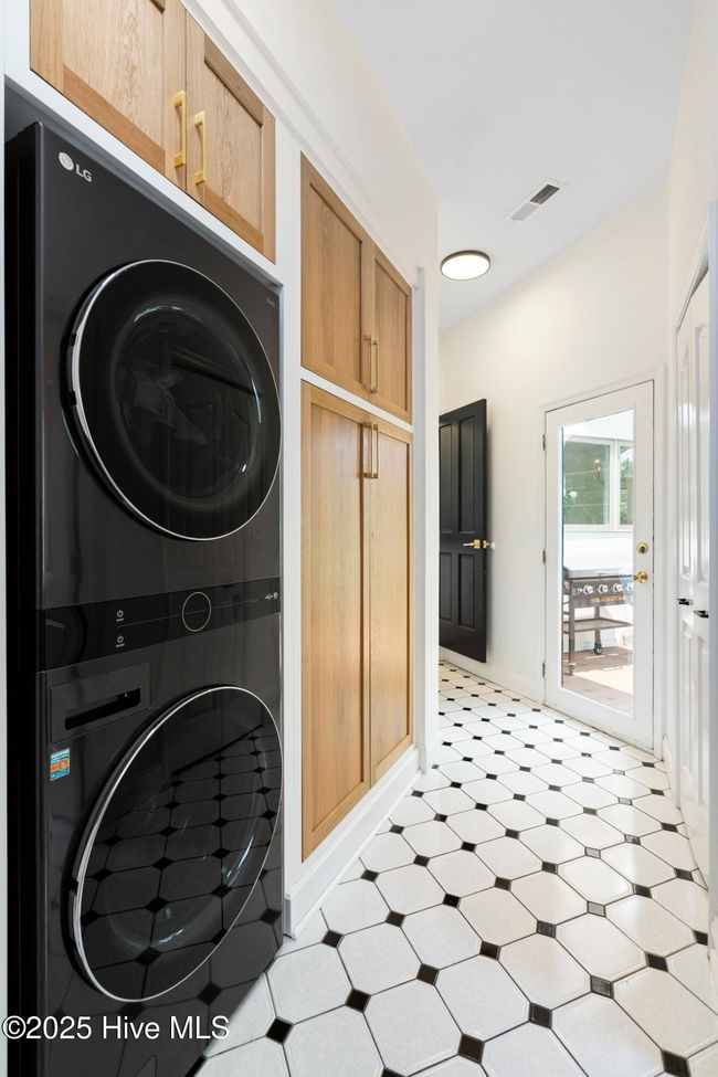 304 Gull Rd, House other with 3 bedrooms, 6 bathrooms and 3 parking in Hampstead NC | Image 48