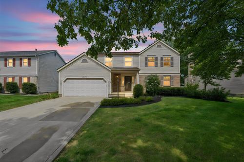 5714 Whispering Oak Blvd, Hilliard, OH, 43026-9001 | Card Image