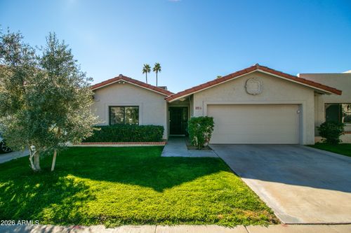 7631 E Medlock Dr, Scottsdale, AZ, 85250-7730 | Card Image