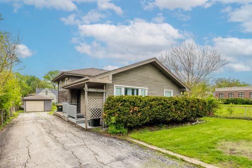 3922 N Cass Ave, Westmont, IL, 60559-1103 | Card Image