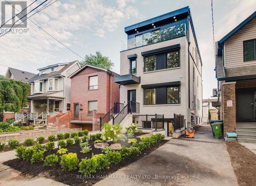 37 Milverton Blvd, Toronto, ON, M4J1T5 | Card Image