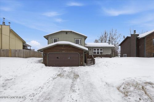 16734 Riddell Cir, Eagle River, AK, 99577-7600 | Card Image