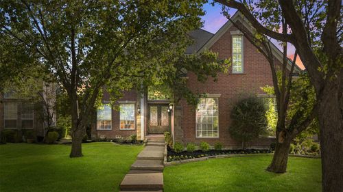 2070 Azalea Trl, Irving, TX, 75063-5510 | Card Image