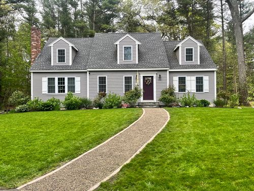 101 Titicut Rd, Raynham, MA, 02767-1570 | Card Image