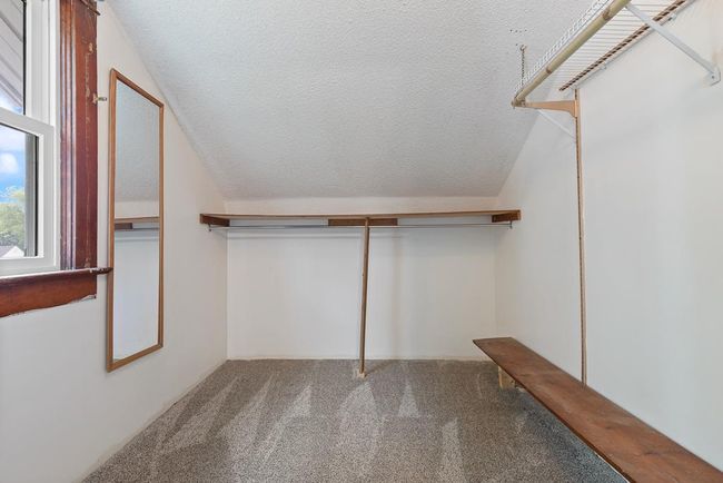 Walk-in closet for this bedroom! | Image 40