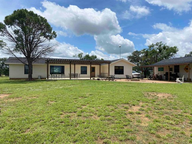 136 Valley View Cir, House other with 4 bedrooms, 3 bathrooms and null parking in Llano TX | Image 5