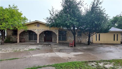 612 W Ramirez St, Rio Grande City, TX, 78582-3008 | Card Image