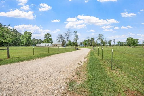1121 Pelican Road, Shepherd, TX, 77371 | Card Image