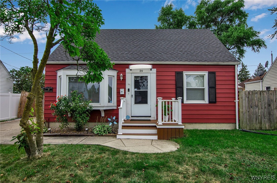 Westchester Dr, Buffalo, NY 14225