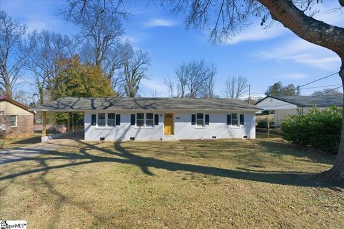 102 Pinefield Dr, Greenville, SC, 29605-3514 | Card Image