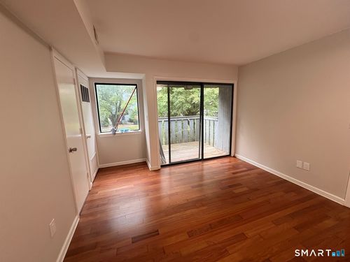 e-13 Cedar Ct, East Haven, CT, 06513-1920 | Card Image