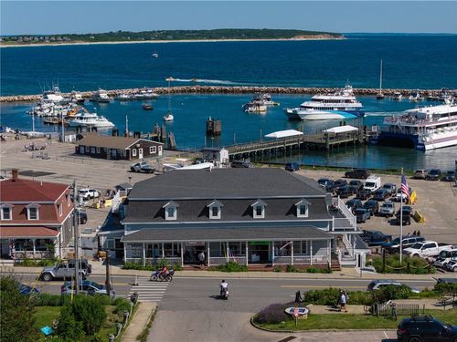 212 Water St, Block Island, RI, 02807-7711 | Card Image