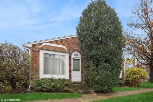 2028 Garden Ter, Hoffman Estates, IL, 60169-2514 | Card Image
