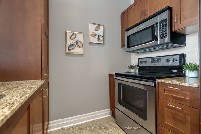 314 - 44 Bond St W, Condo with 2 bedrooms, 2 bathrooms and null parking in Oshawa ON | Image 4