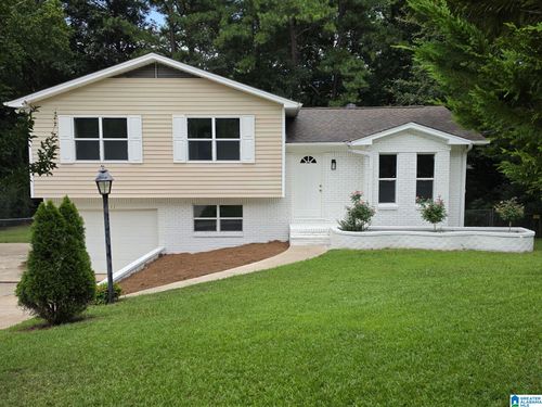 5311 Scott Dr, PINSON, AL, 35126-3661 | Card Image