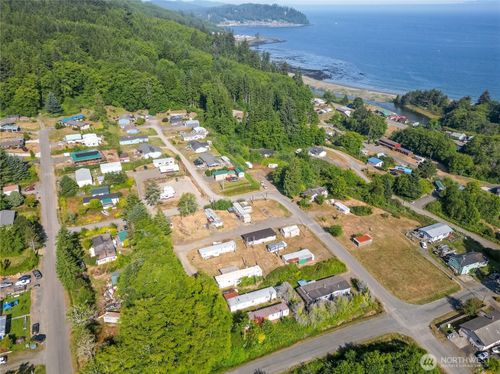 113 8th St, Clallam Bay, WA, 98326-0148 | Card Image