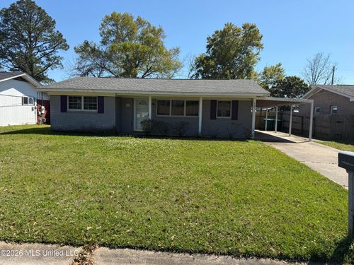 405 Mcguire Cir, Gulfport, MS, 39507-3900 | Card Image