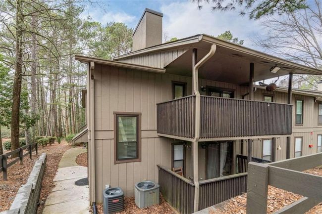 1901 Cumberland Ct Se, Condo with 2 bedrooms, 2 bathrooms and null parking in Smyrna GA | Image 8