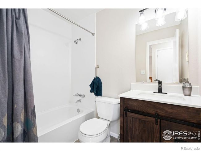 Full Bathroom | Image 6