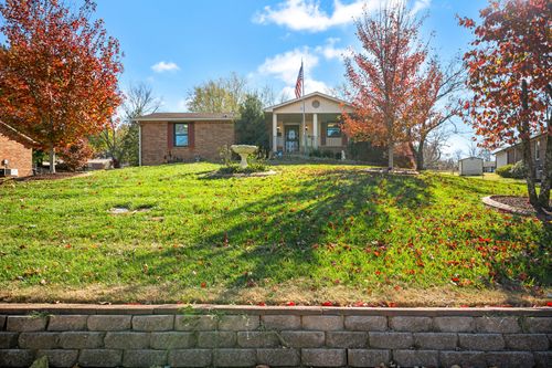 156 W Concord Dr, Clarksville, TN, 37042-3538 | Card Image
