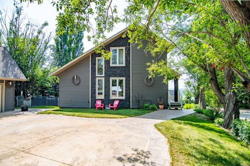 5712-60 Street, Rocky Mountain House, AB, T4T1G3 | Card Image