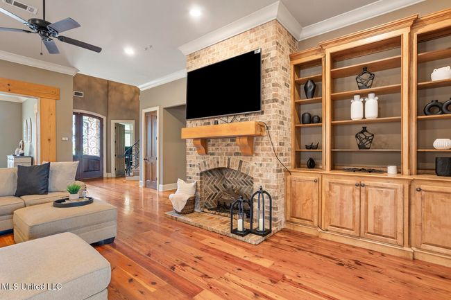 430 Johnstone-24 | Image 16