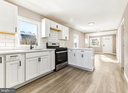 109 River Road Dr, WEST DEPTFORD, NJ, 08086-2215 | Card Image