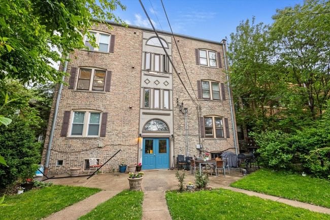 APT-2N - 126 Austin Blvd, Condo with 3 bedrooms, 2 bathrooms and 1 parking in Oak Park IL | Image 16