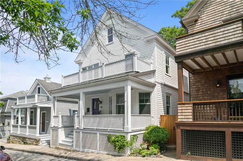 60 Prospect Hill St, Newport, RI, 02840-3116 | Card Image