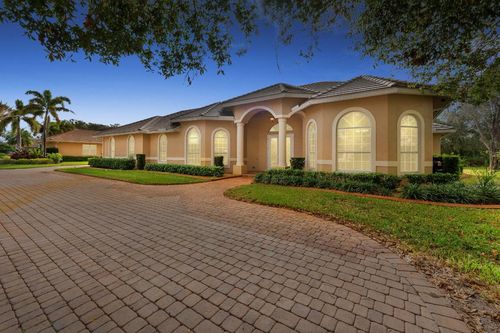 9523 Shadow Ln, Fort Pierce, FL, 34951-2934 | Card Image