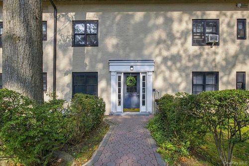 21-3 Whitehall Rd, Eastchester, NY, 10709-1102 | Card Image