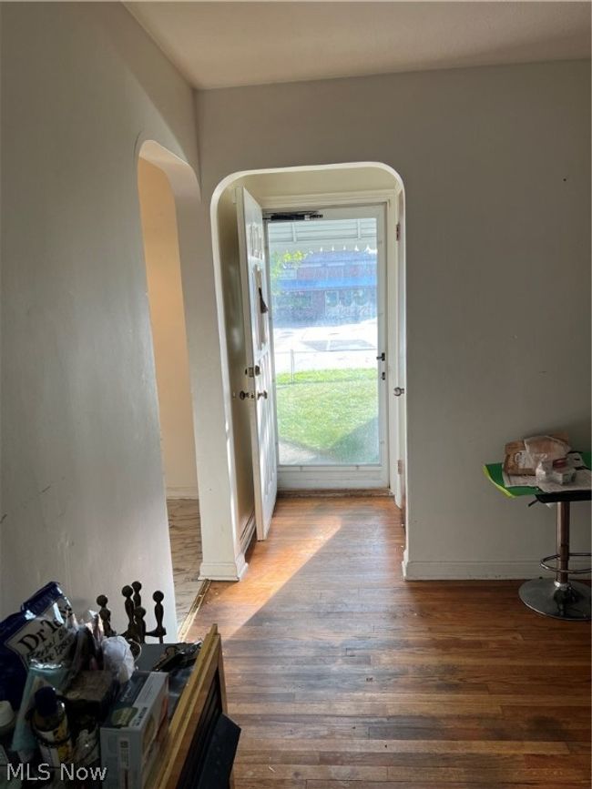320 E 200 Th St, House other with 3 bedrooms, 1 bathrooms and null parking in Euclid OH | Image 5