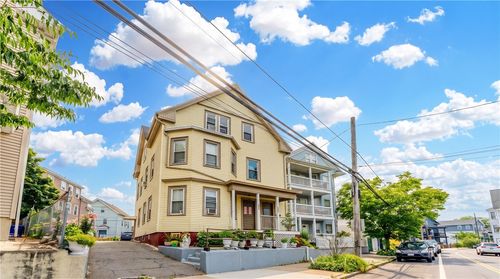 264 Douglas Ave, Providence, RI, 02908-3745 | Card Image