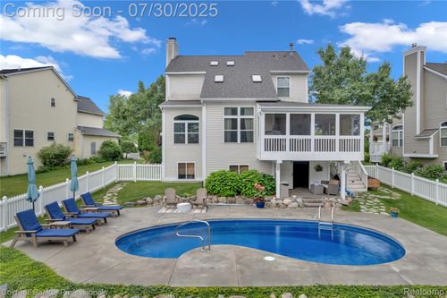 1495 Fountain View Ln, Oxford, MI, 48371-6700 | Card Image