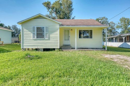 1604 Texas Ave, Orange, TX, 77630-7474 | Card Image