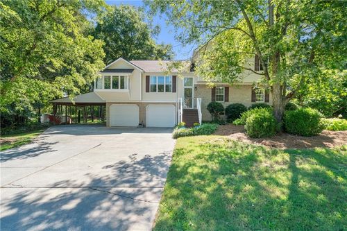 193 Farmington Dr Se, Calhoun, GA, 30701-4185 | Card Image