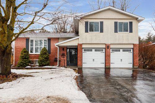 218 Datas Dr, Stayner, ON, L0M1S0 | Card Image