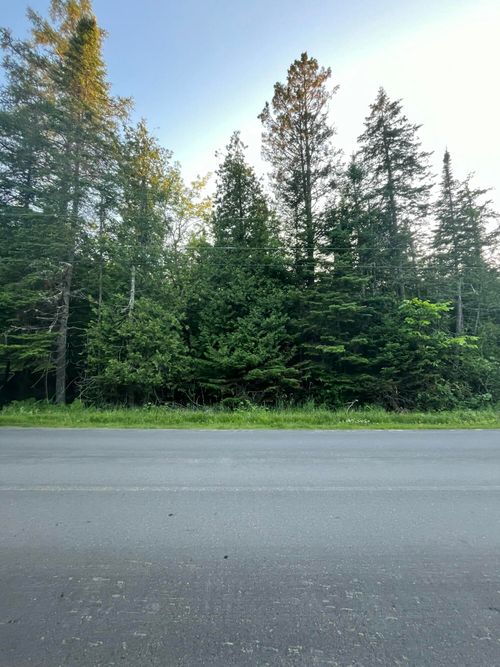 1515 Stetson Road, Levant, ME, 04456 | Card Image
