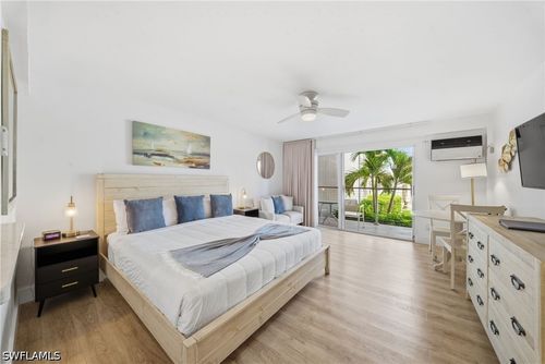 117-900 Broad Ave S, NAPLES, FL, 34102-7319 | Card Image