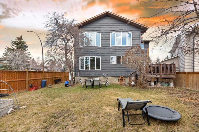 79 Wood Crescent Sw, Home with 5 bedrooms, 2 bathrooms and 4 parking in Calgary AB | Image 33