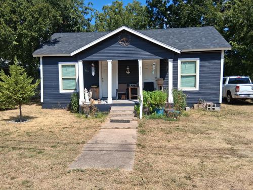 813 N East St, Sherman, TX, 75090-4738 | Card Image