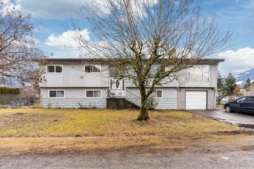385 3rd Ave, Hope, BC, V0X1L0 | Card Image