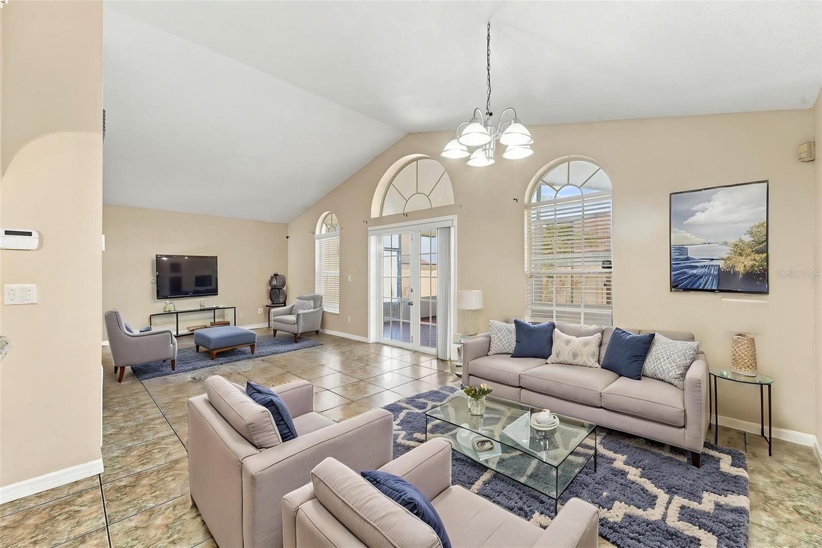 Residential in KISSIMMEE 3