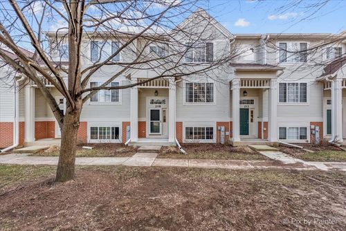 208 New Haven Dr, Cary, IL, 60013-1813 | Card Image