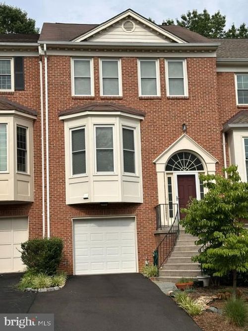 2069 Van Tuyl Pl, FALLS CHURCH, VA, 22043-1700 | Card Image
