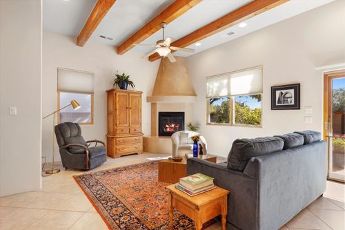 2020 Sydney Ln Nw, Albuquerque, NM, 87107-1130 | Card Image