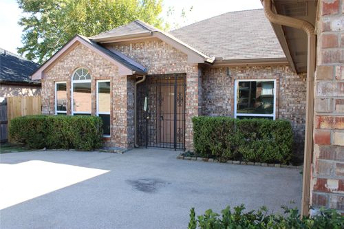 4653 Saint Francis Ave, Dallas, TX, 75227-1825 | Card Image