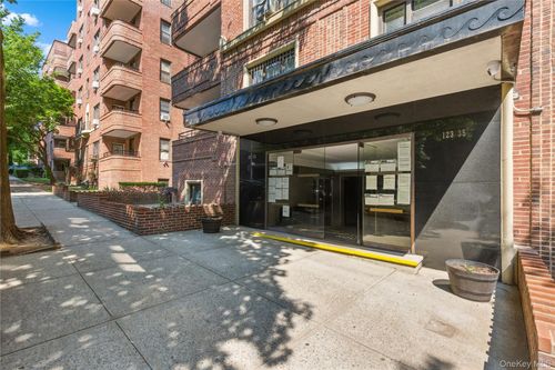 4d-123-35 82nd Rd, Kew Gardens, NY, 11415-1625 | Card Image