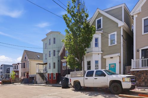 141 Falcon St, Boston, MA, 02128-2508 | Card Image