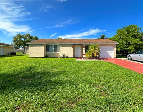 1852 Se Rainier Rd, Port St Lucie, FL, 34952-7608 | Card Image